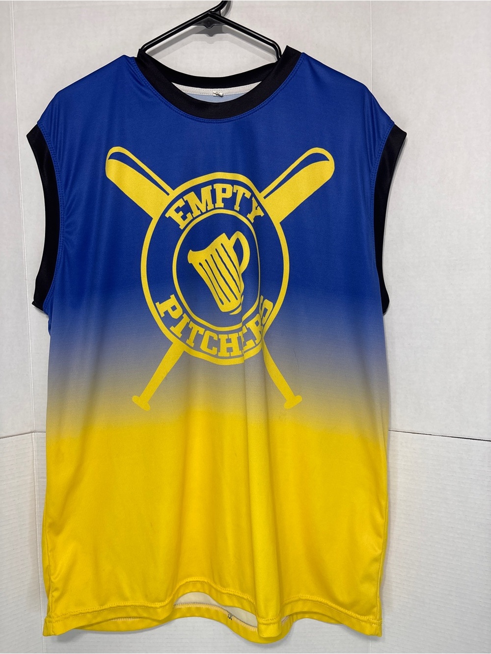 Men’s Empty Pitchers Baseball Team Beer Yellow Gradient Sleeveless Tank Top